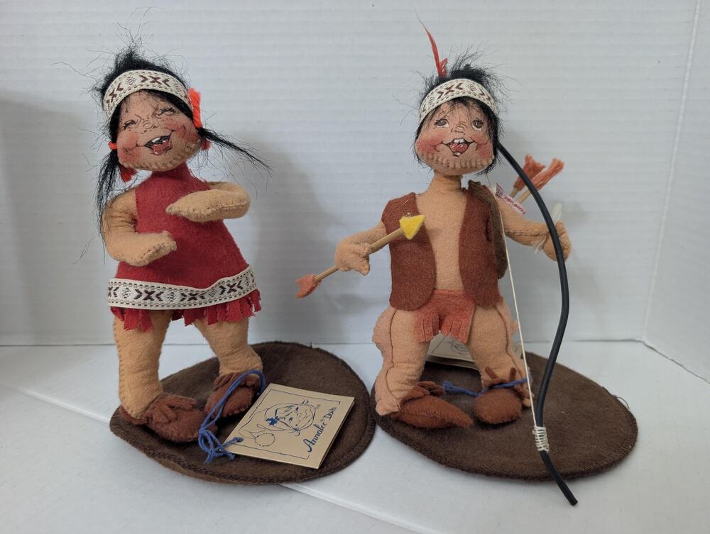 1994 Annalee Native Boy and Girl Thanksgiving Felt Dolls